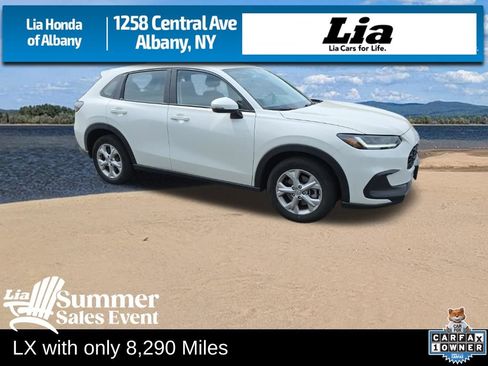 Used 2025 Honda HR-V LX image 1