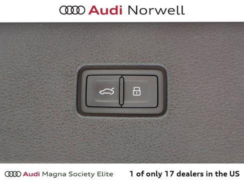 New 2026 Audi SQ8 Prestige AWD/4WD image 17