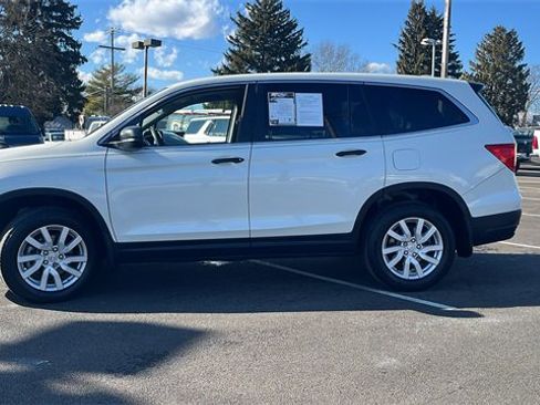 Used 2019 Honda Pilot LX image 6