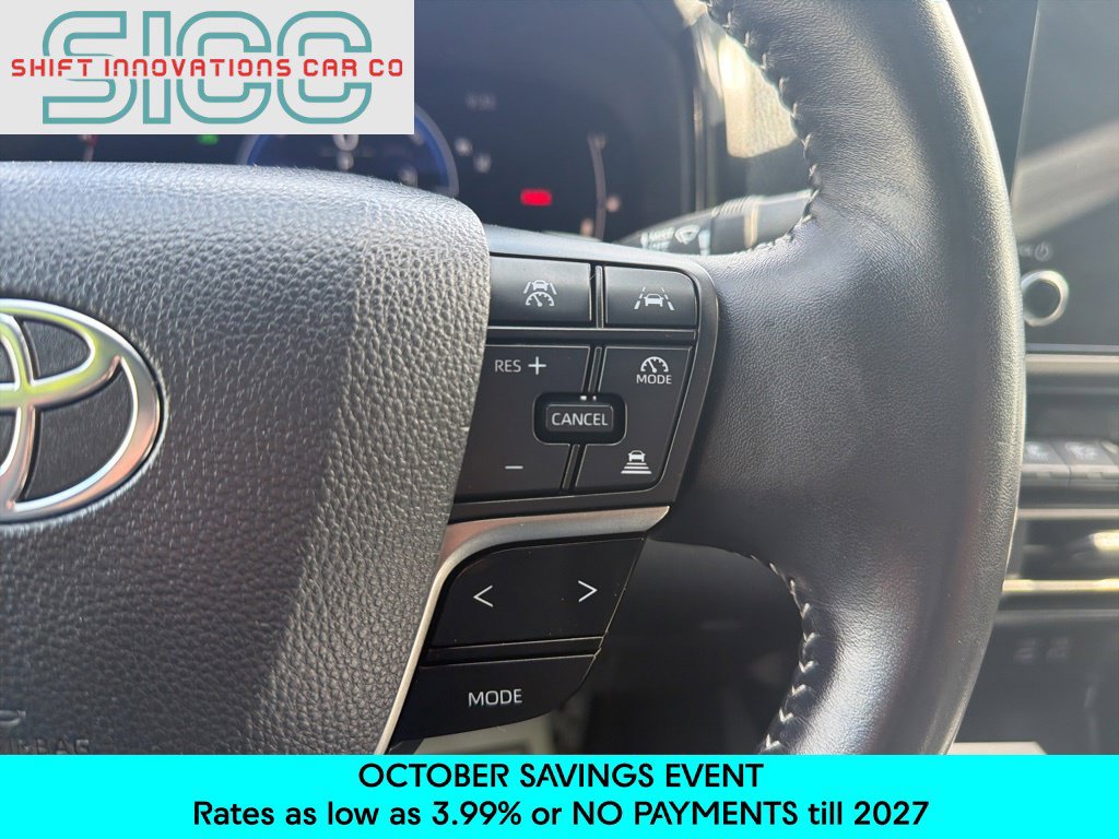Used 2025 Toyota Camry SE FWD image 12
