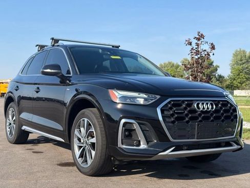 Used 2022 Audi Q5 2.0T Premium w/ Convenience Package AWD/4WD image 1