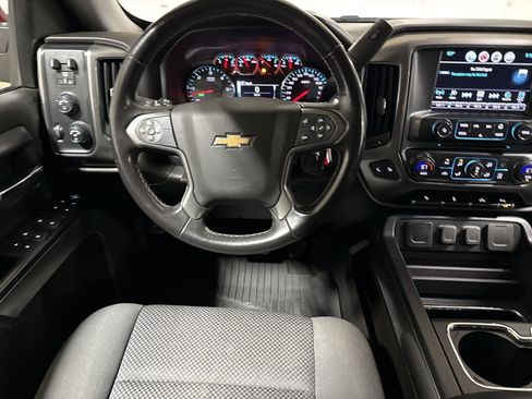 Used 2018 Chevrolet Silverado 1500 LT w/ All Star Edition AWD/4WD image 11