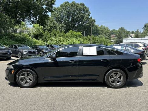 Used 2021 Kia K5 LX FWD image 2