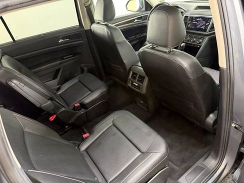 Used 2021 Volkswagen Atlas SE w/ Panoramic Sunroof Package AWD/4WD image 39