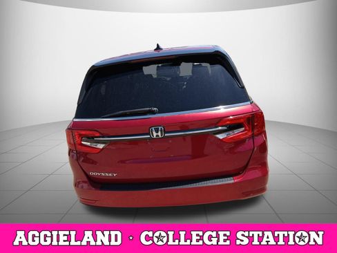 Used 2022 Honda Odyssey EX image 3