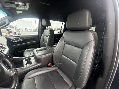 Used 2021 Chevrolet Suburban LT image 20