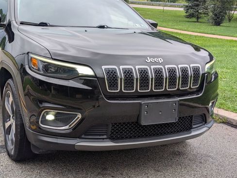 Used 2019 Jeep Cherokee Limited AWD/4WD image 12