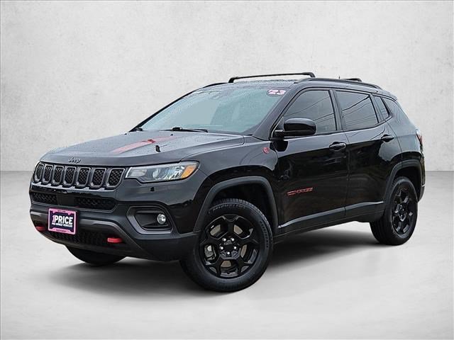 Used 2023 Jeep Compass Trailhawk AWD/4WD image 1