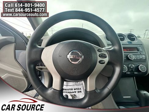Used 2010 Nissan Altima 2.5 S FWD image 12