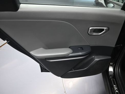 Certified 2025 Kia K4 FWD image 27