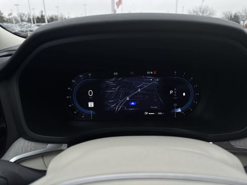 Used 2024 Volvo S60 B5 Plus w/ Climate Package image 11