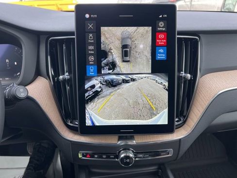 New 2026 Volvo XC60 B5 Plus w/ Protection Package Premier image 31