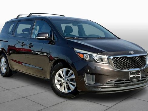 Used 2016 Kia Sedona LX w/ Option Group 020 image 2