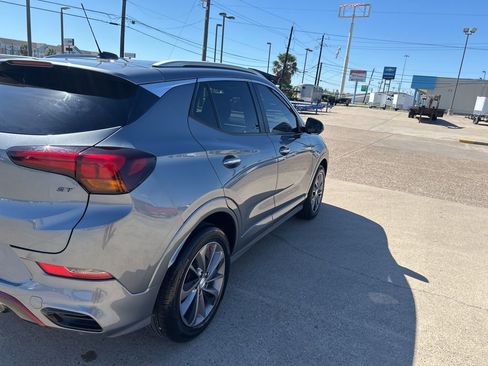 Used 2022 Buick Encore GX Select w/ Sport Touring Package image 8