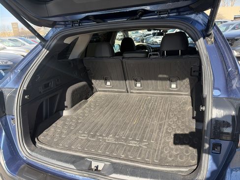 Used 2021 Subaru Outback Onyx Edition XT w/ Popular Package #2 image 11