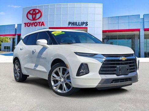 Used 2021 Chevrolet Blazer Premier w/ Driver Confidence II Package FWD image 1