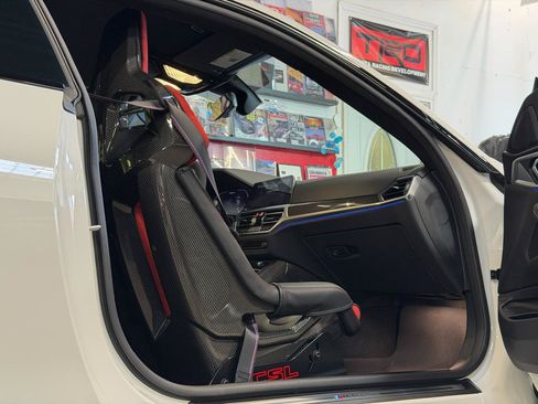 Used 2023 BMW M4 CSL RWD image 32