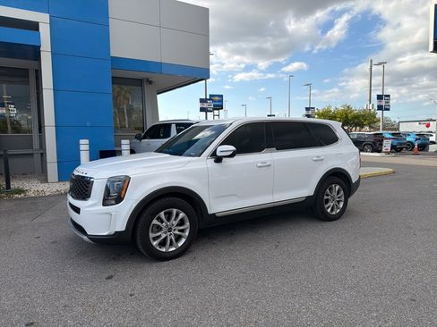 Used 2021 Kia Telluride LX image 12