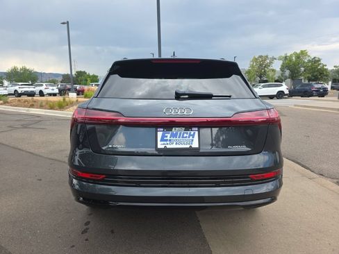 Used 2022 Audi e-tron Premium AWD/4WD image 4