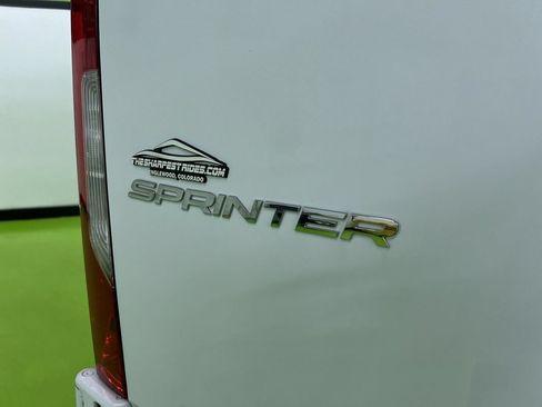 Used 2021 Mercedes-Benz Sprinter 2500 image 12