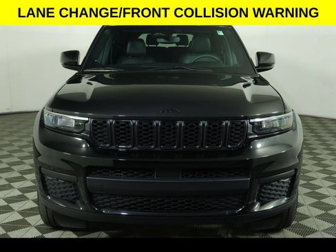 Used 2023 Jeep Grand Cherokee L Laredo AWD/4WD image 11