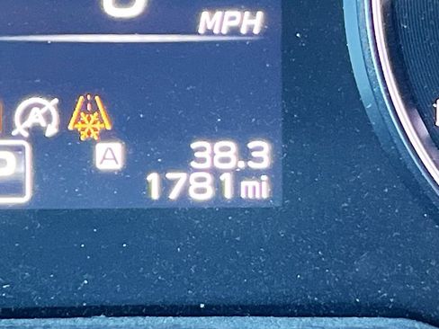 Used 2024 Subaru Outback Onyx Edition image 12