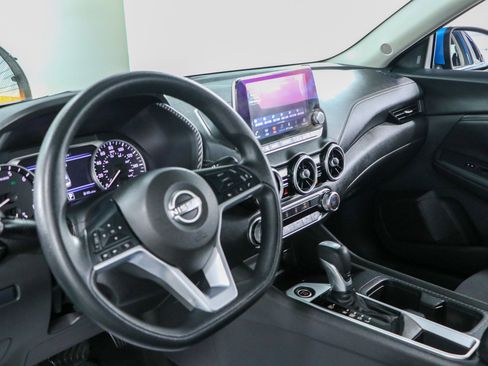 Used 2024 Nissan Sentra SV FWD image 22