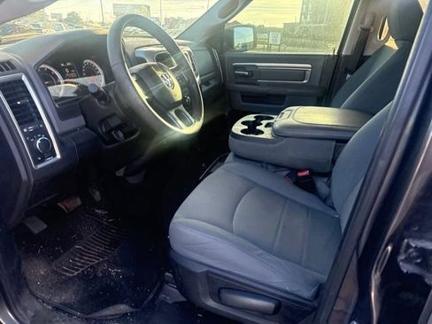 Used 2019 RAM 1500 Classic SLT RWD image 10