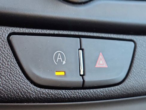 Used 2024 Chevrolet Equinox LT image 25