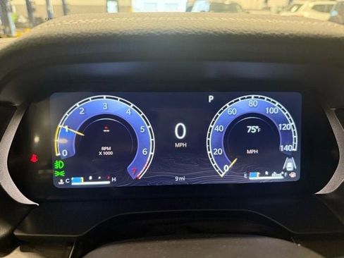 New 2025 Jeep Grand Cherokee Limited w/ Trailer Tow Package image 9