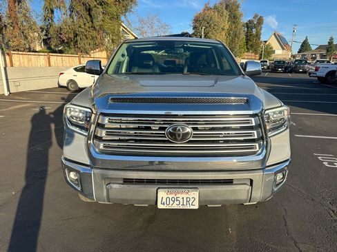 Used 2019 Toyota Tundra Limited w/ Limited Premium Package image 5