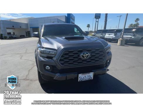 Used 2023 Toyota Tacoma TRD Sport w/ Technology Package RWD image 5