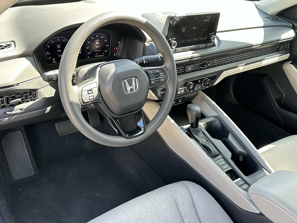 Certified 2023 Honda Accord LX image 2