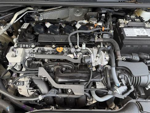Used 2024 Toyota Corolla LE FWD image 21