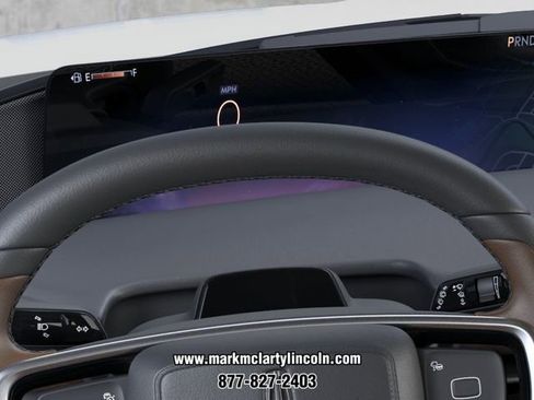 New 2026 Lincoln Navigator Reserve AWD/4WD image 13