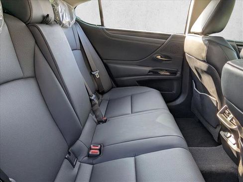 Certified 2024 Lexus ES 300h w/ Premium Package image 21
