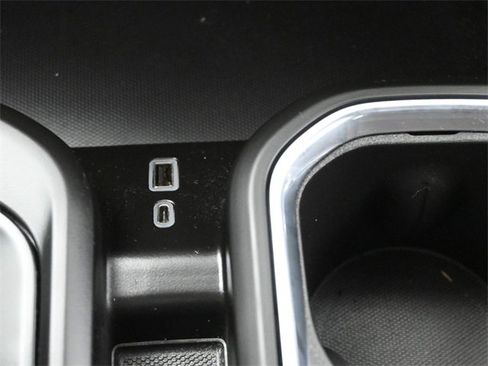 Used 2023 GMC Sierra 1500 Denali image 4