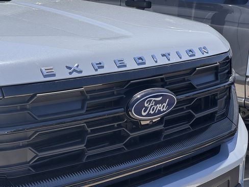 New 2026 Ford Expedition Max Active image 6
