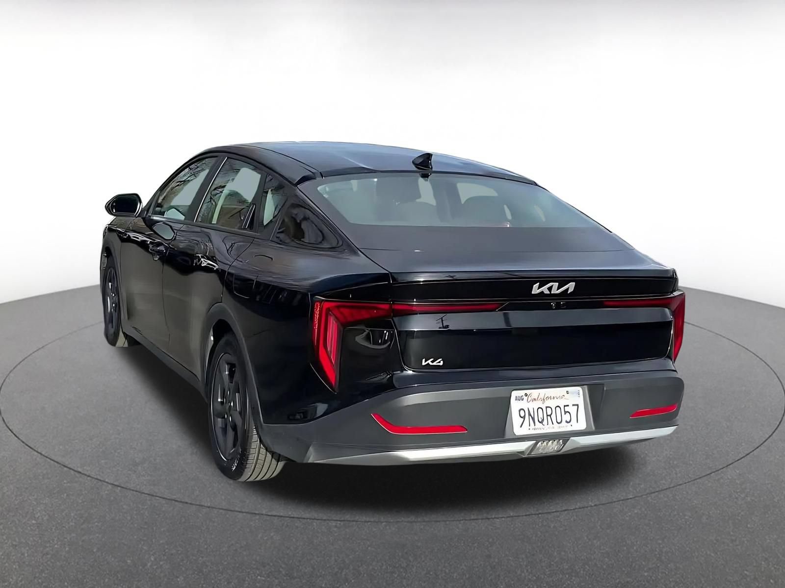 Used 2025 Kia K4 FWD image 10