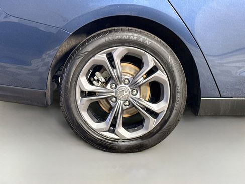 Used 2023 Honda Accord EX image 33