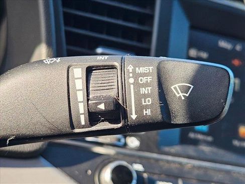 Used 2017 Hyundai Elantra SE w/ SE A/T Tech Package 03 FWD image 17