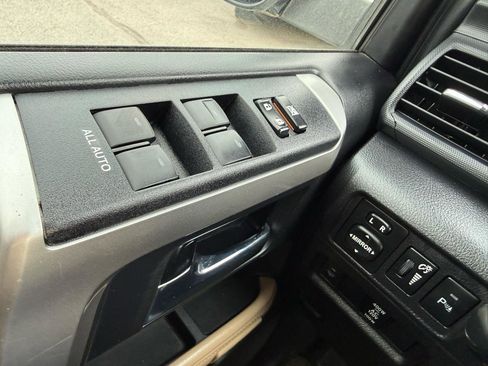 Used 2016 Toyota 4Runner Limited image 27