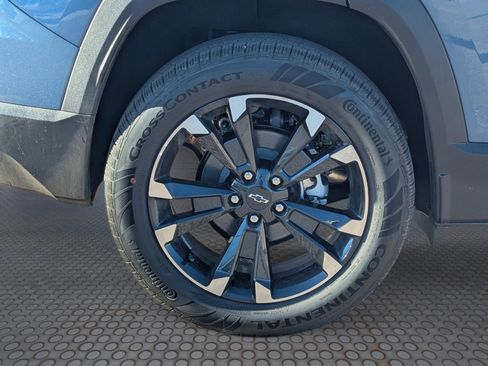 Used 2026 Chevrolet Equinox RS w/ Convenience Package III image 10