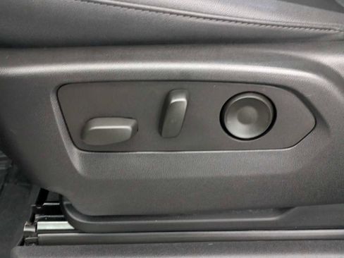 Used 2022 GMC Sierra 1500 SLT w/ SLT Premium Plus Package image 17