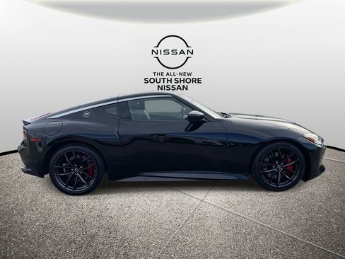 Certified 2024 Nissan Z Performance image 5