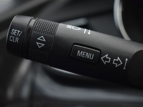 Used 2020 Buick Encore Essence image 23