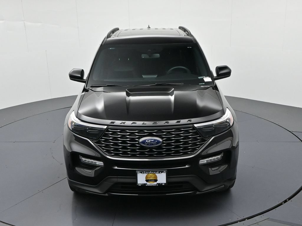 Used 2023 Ford Explorer ST-Line w/ Class IV Trailer Tow Package AWD/4WD image 16