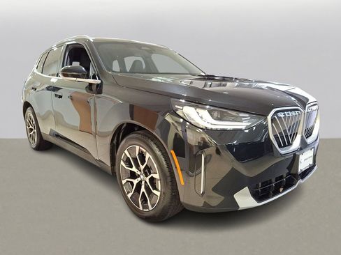 Used 2025 BMW X3 xDrive30i w/ Convenience Package AWD/4WD image 3
