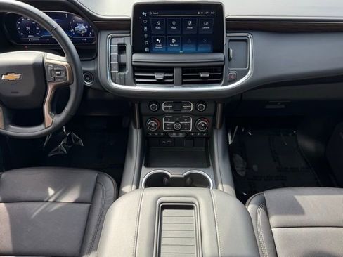 Certified 2024 Chevrolet Tahoe High Country AWD/4WD image 2