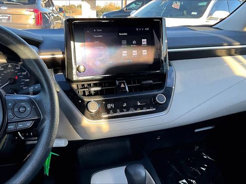 Used 2024 Toyota Corolla LE image 6